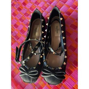 Valentino flats